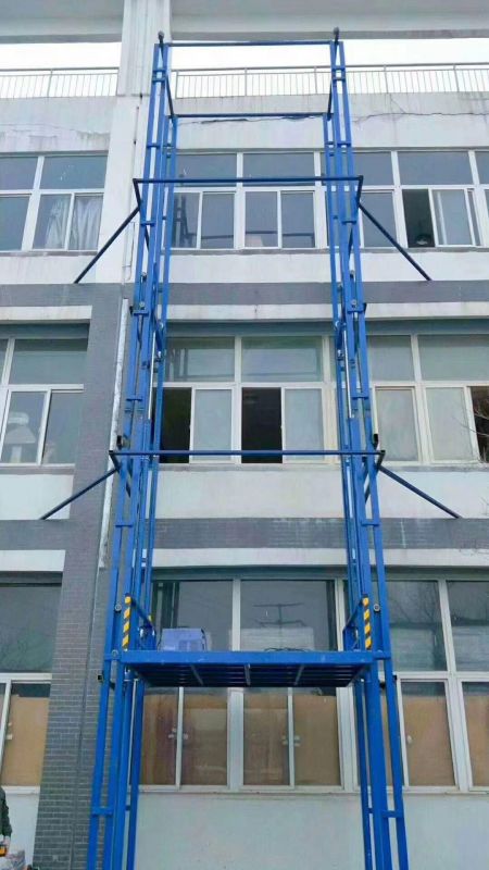 導(dǎo)軌式液壓升降載貨平臺